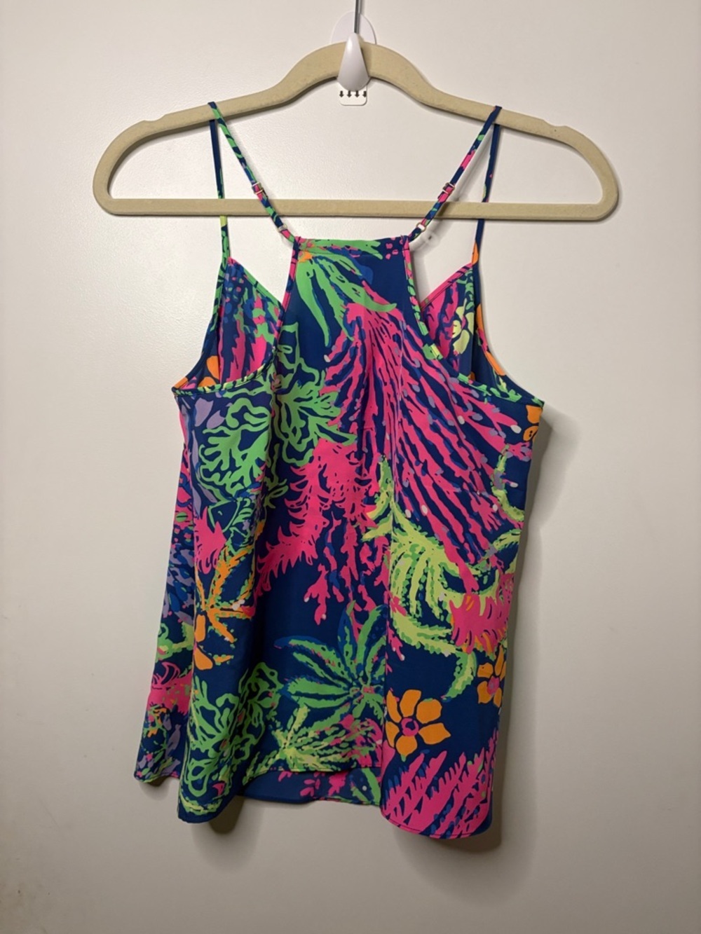 LILLY PULITZER 100% SLIK DUSK RACERBACK TAN NEON FLORAL PRINT SIZE XS - Picture 4 of 8